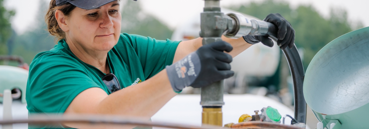 Keystone Propane technician filling a tank.